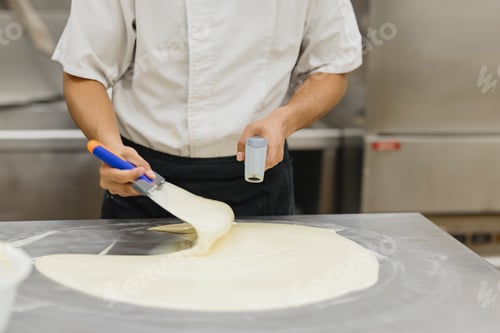 Preview: Working bakery team