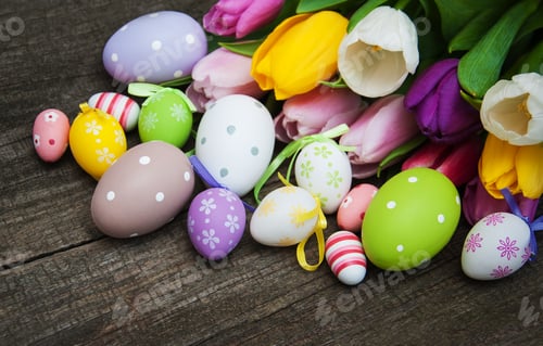 Preview: Easter eggs and tulips