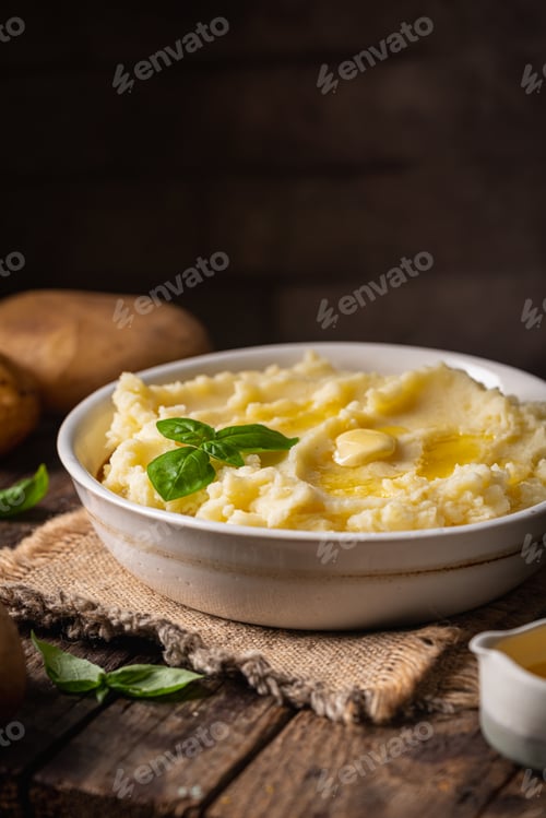 Preview: Mashed potatoes in bowl