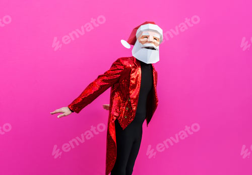 Preview: Man with funny low poly mask on colored background
