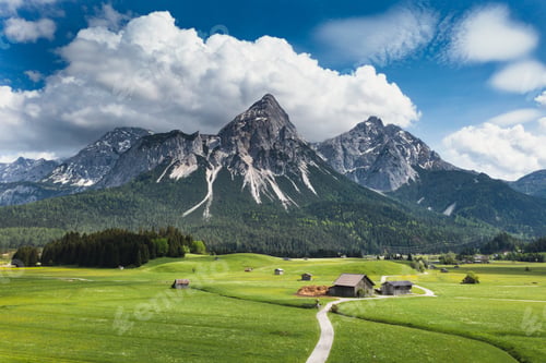 Vista previa: Colorful summer panorama of Austrian Alps, Reutte district, state of Tyrol, Austria, Europe.