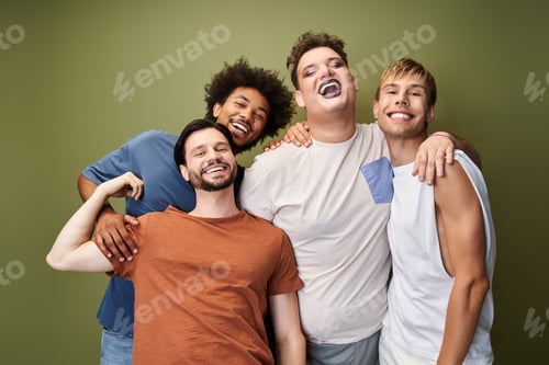 Preview: Celebration of queer friendship and vibrant expression in a joyful group setting