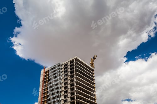 Preview: Crane and building construction.