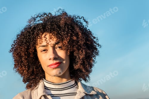Preview: portrait of a beautiful afro-american young woman