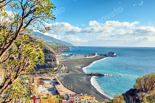Preview: Puerto de Tazacorte - Small village with black beach, La Palma, Spain