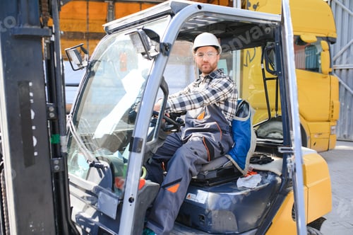 Preview: Warehouse man worker with forklift