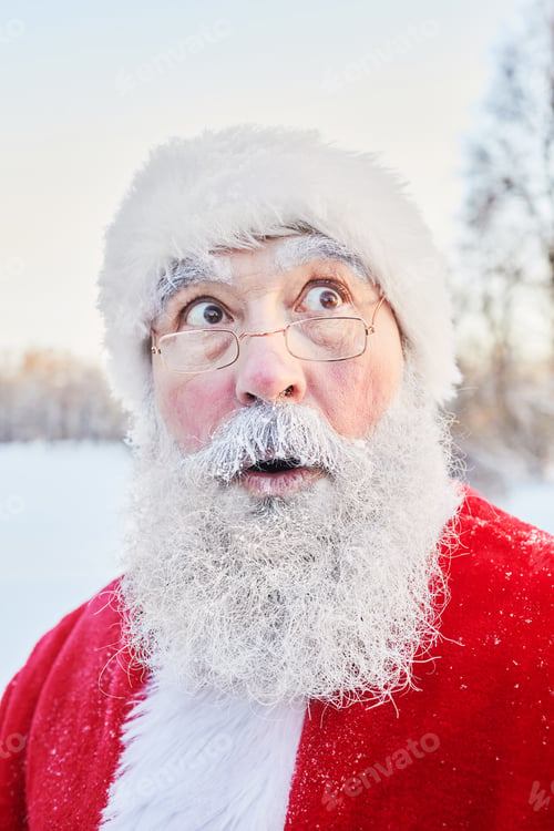 Preview: Shocked Santa Closeup