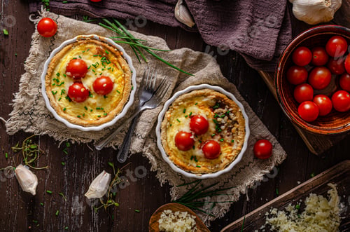 Preview: Homemade cheese quiche with garlic