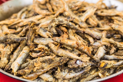 Preview: Food and meal concept - Grilled fish on the street