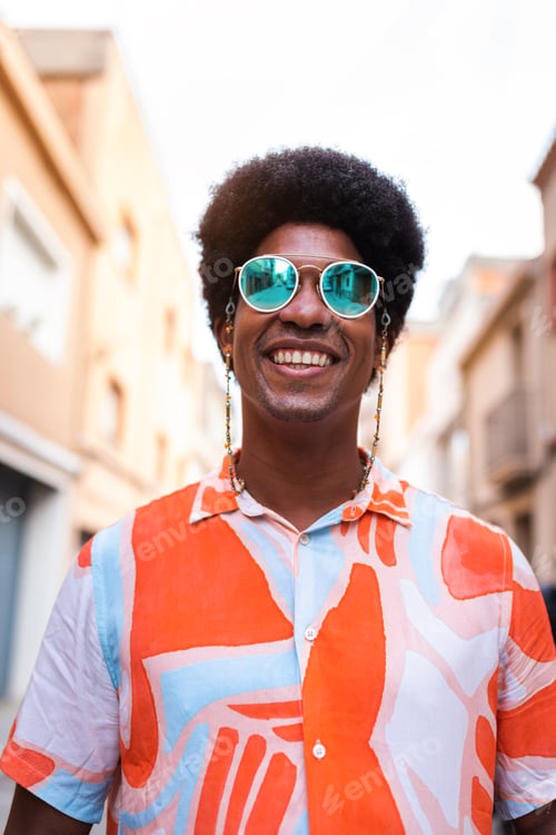 Preview: Black man with sunglasses smiling