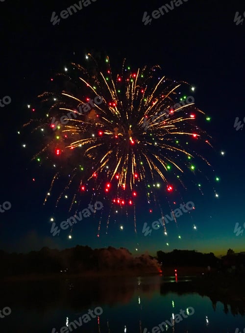 Preview: Lakeside Fireworks
