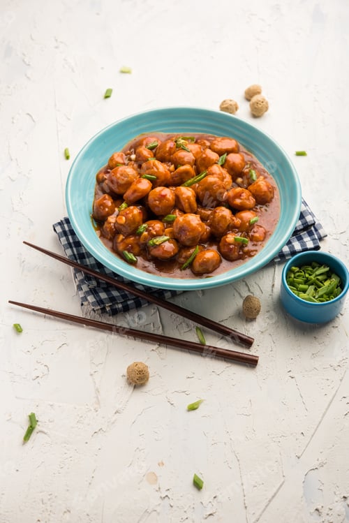 Preview: Glycine max Chunks or Soya Chunk Manchurian dry or with Gravy