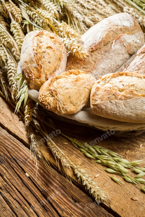Preview: Closeup of buns made of whole wheat flour in basket