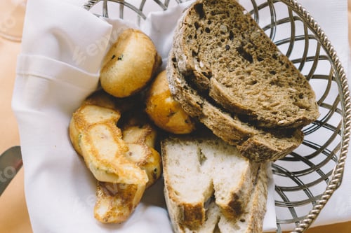 Preview: Mixed bread in basket