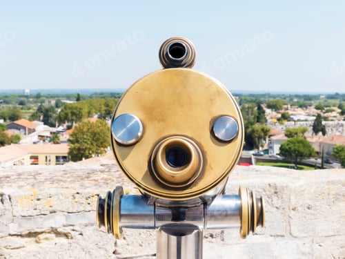 Preview: Coin-operated viewfinder at a lookout in France