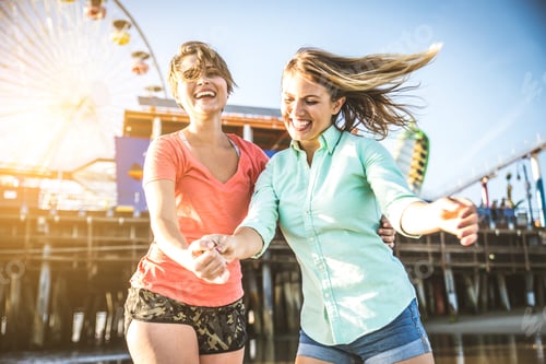 Preview: Lesbian couple at romantic date