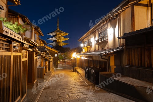 Preview: Yasaka Pagoda in Higashiyama Kyoto Japan