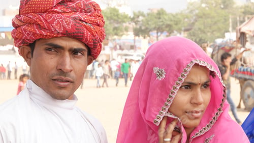 Preview: Indian couple in Indian traditional clothing