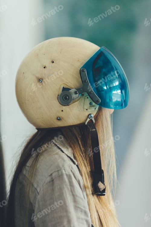 Preview: woman at studio