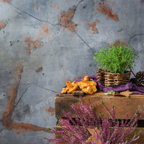 Preview: Fall autumn decorative festive thanksgiving background with milky saffron mushrooms