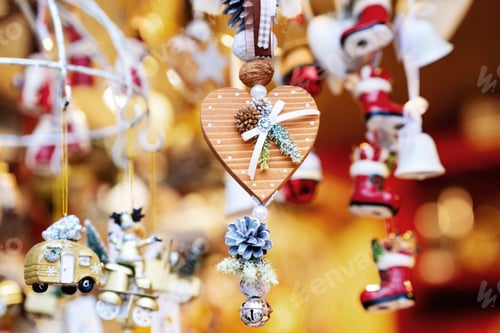 Preview: Wooden Heart Christmas Ornament with Pinecones and Ribbon