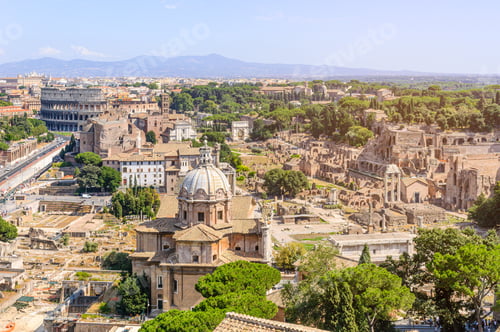 Preview: Impressive view of the roman forum in a summer day