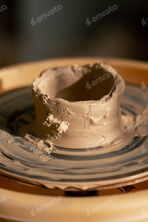 Preview: close up clay modeling studio pottery pottery pottery wheel applied art clay pottery ancient craft