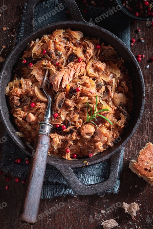 Preview: Hot stewed cabbage and meat with cabbage and beef