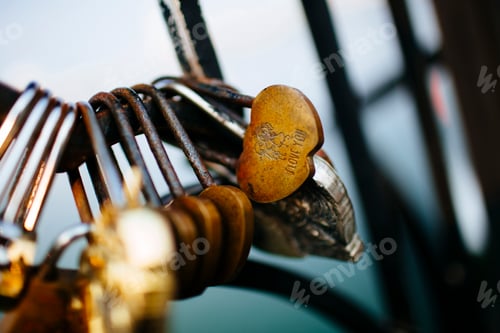 Preview: Close up of locks of love.