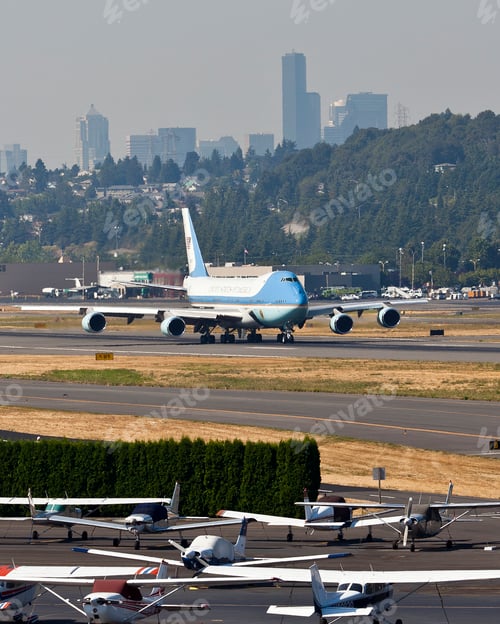 Preview: 45482,Air Force One At Boeing Field