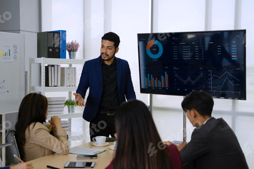 Preview: White collar worker are meeting at office.