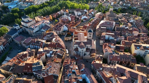 Preview: Aerial view of Aranda de Duero cathedral (Iglesia de Santa María la Real). Burgos, Spain