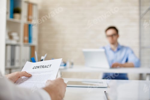 Contract Review in Modern Corporate Office