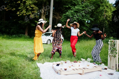 Preview: African birthday party