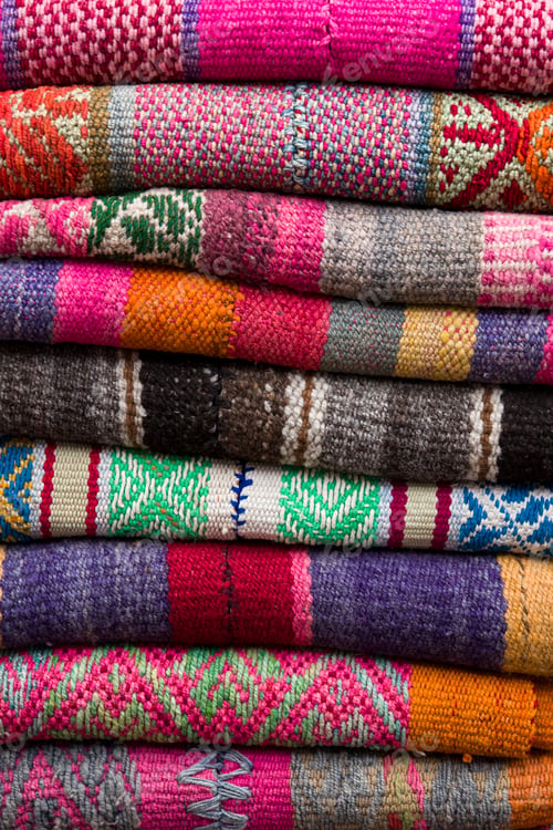 Preview: Colorful traditional peruvian fabrics on the market
