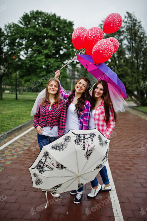 Preview: Hen party