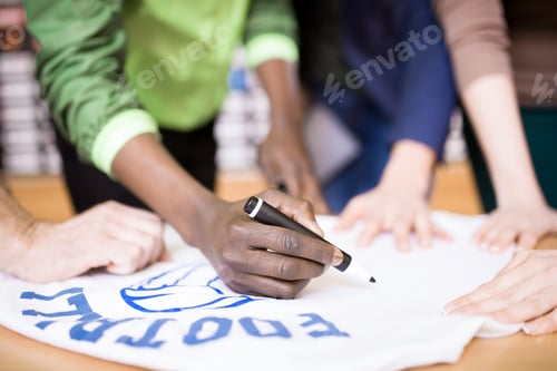 Preview: Football Player Signing T-shirt