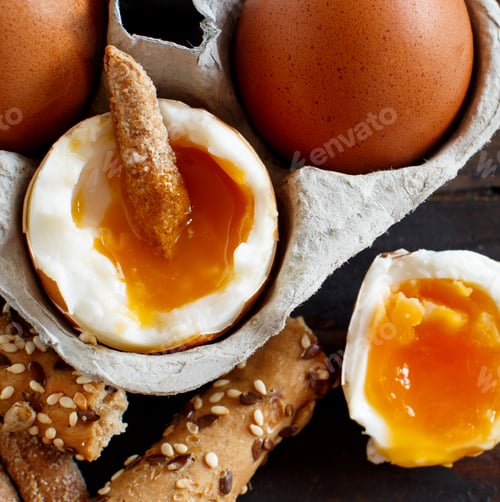 Preview: Soft-boiled egg with crisp bread