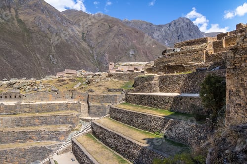 Preview: Ollantaytambo Inca ruins and Terraces - Ollantaytambo, Sacred Valley, Peru