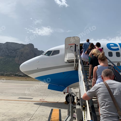 Preview: people are getting on the plane