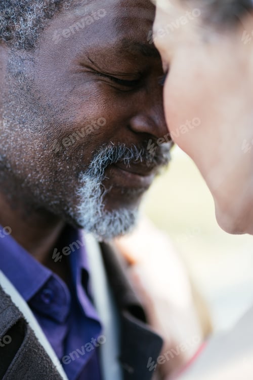 Preview: Storytelling image of a multiethnic senior couple in love