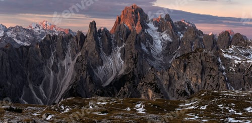 Preview: Panoramic shot of the mountain Cadini di Misurina in the Italian Alps
