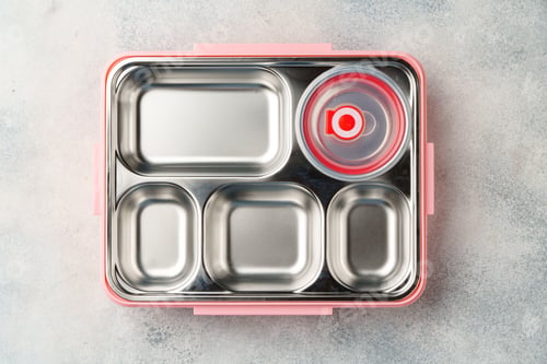 Preview: Plastic empty lunch box with metal compartments