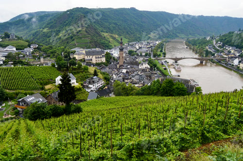 Preview: Mesmerizing view of wine town Cochem and Mosel river in Germany