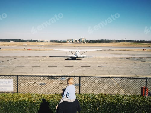 Preview: The airport, dad and son