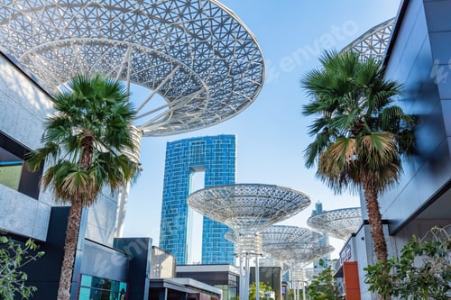 Preview: Dubai Super Trees tourist attraction, UAE