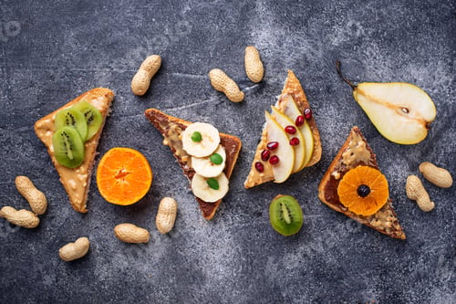 Preview: Healthy sandwiches with peanut butter and fruits