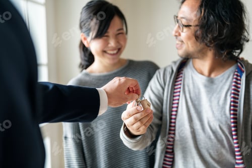 Preview: Asian family buy new house