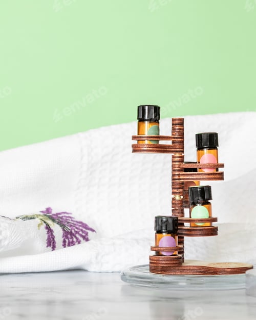 Preview: Essential oil bottles for composing various perfume fragrances on natural ingredients. Eco-friendly