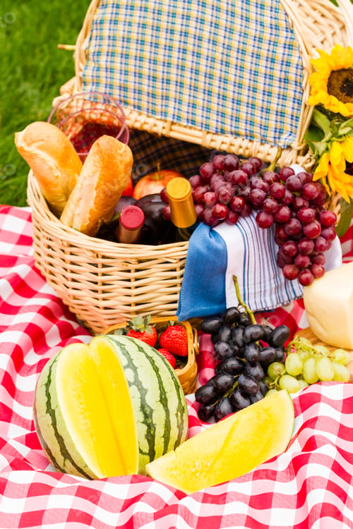 Preview: Picnic